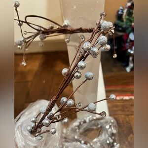 8 Feet Silver Glitter Berry Garland. New for any occasion. See pictures